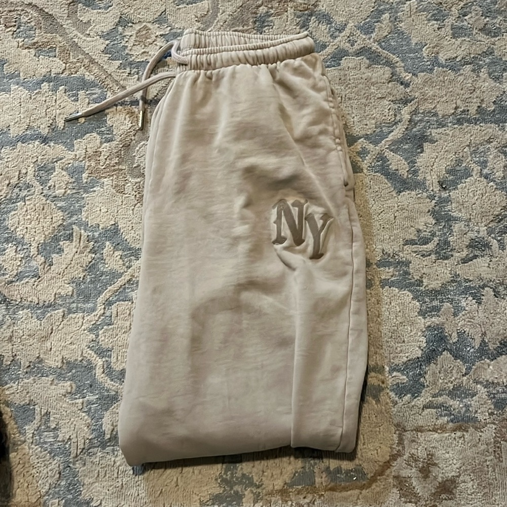 Garage NY SweatPants